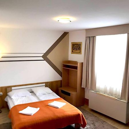 Apartamento ART Éden Hajdúszoboszló Exterior foto