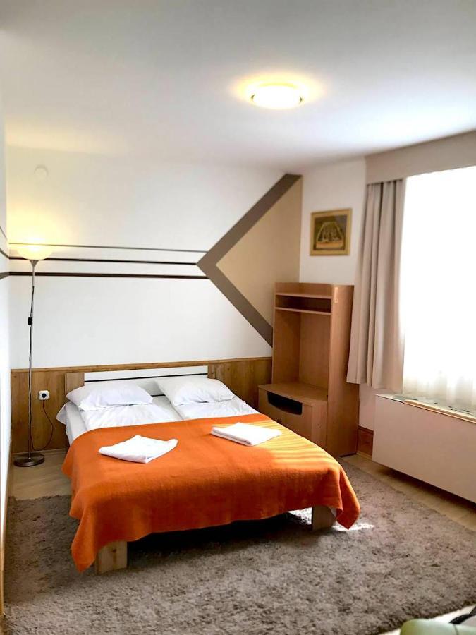 Apartamento ART Éden Hajdúszoboszló Exterior foto